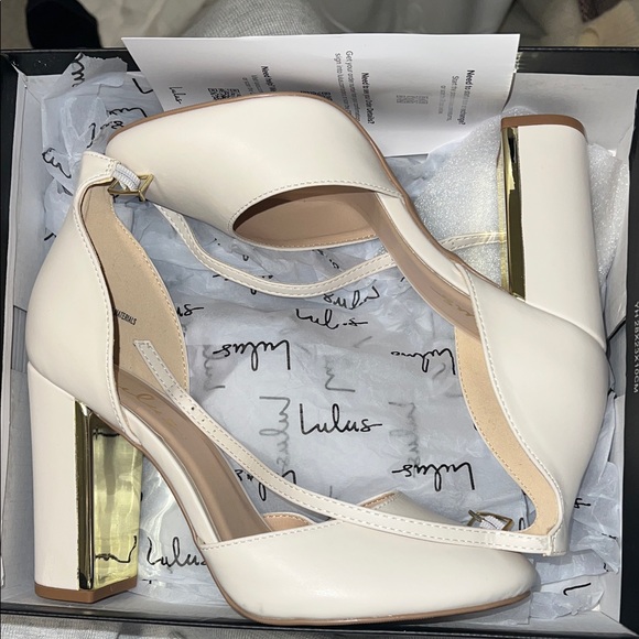 Lulu's Cream and Gold Block Heels - Picture 3 of 4